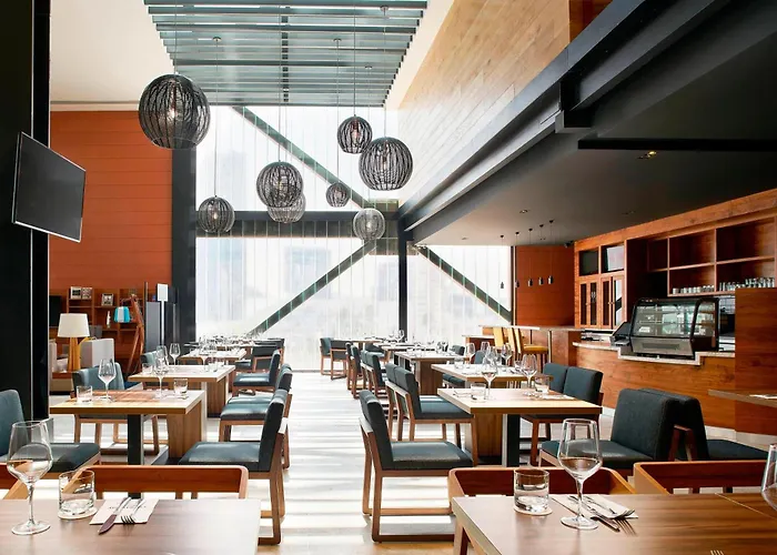 Courtyard By Marriott Toreo Mexico City