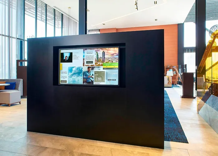 Hotel Courtyard By Marriott Toreo 4*