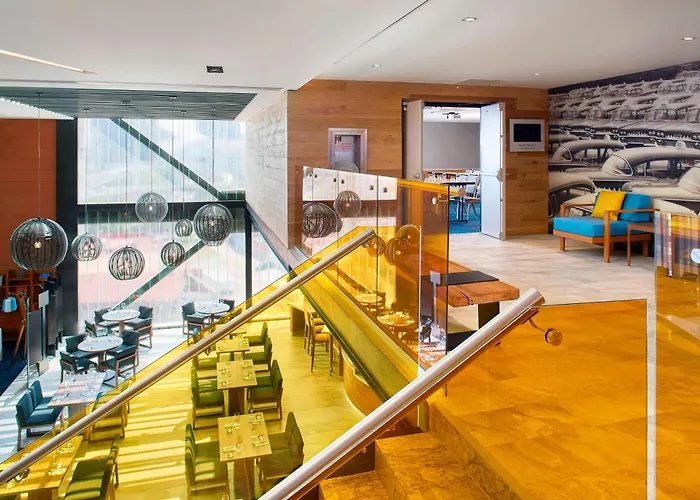 Courtyard By Marriott Toreo 4* Mexico City
