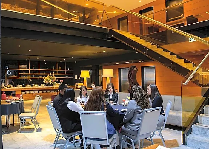 Courtyard By Marriott Toreo Hotel 4*